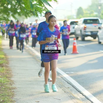 Runner Photo 8013000