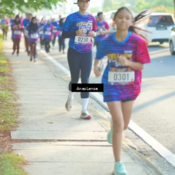Runner Photo 8013008