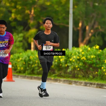 Runner Photo 8013062