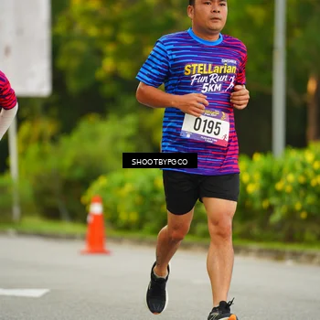 Runner Photo 8013068