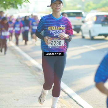 Runner Photo 8013070