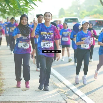 Runner Photo 8013240