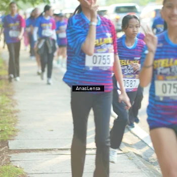 Runner Photo 8013354