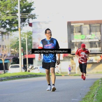 Runner Photo 8013573