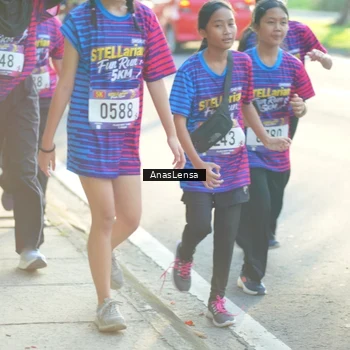 Runner Photo 8013660