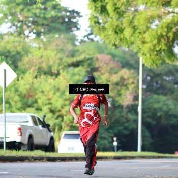 Runner Photo 8013691
