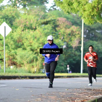 Runner Photo 8013716