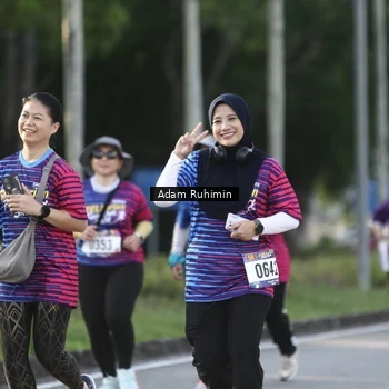 Runner Photo 8013893