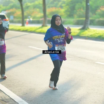 Runner Photo 8013983