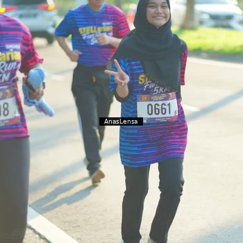 Runner Photo 8014002