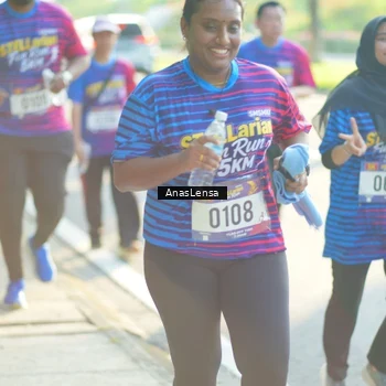 Runner Photo 8014050