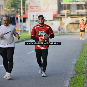 Runner Photo 8014113