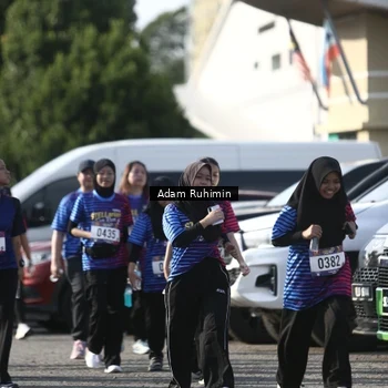 Runner Photo 8014246