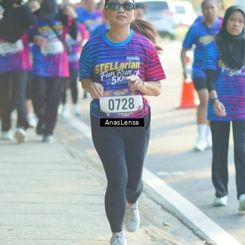 Runner Photo 8014295