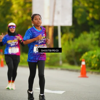 Runner Photo 8014350
