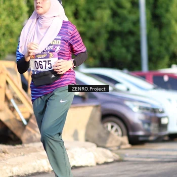Runner Photo 8014375