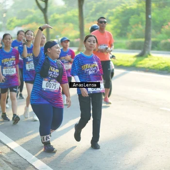 Runner Photo 8014685