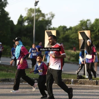 Runner Photo 8014729