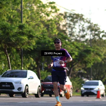 Runner Photo 8014761