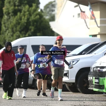 Runner Photo 8014989