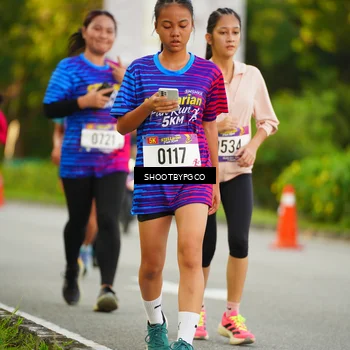 Runner Photo 8015003