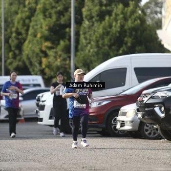 Runner Photo 8015009