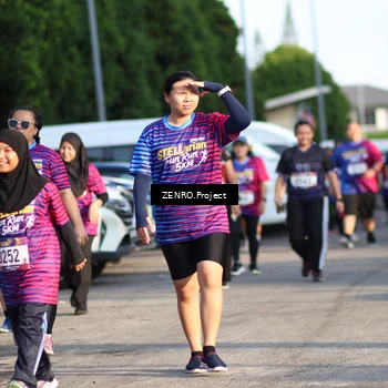 Runner Photo 8015018