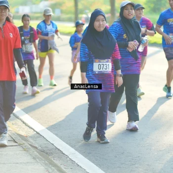 Runner Photo 8015019