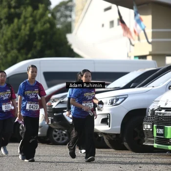 Runner Photo 8015037