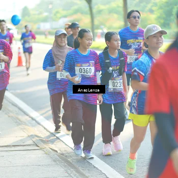 Runner Photo 8015042