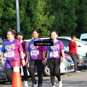 Runner Photo 8015064