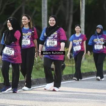 Runner Photo 8015069