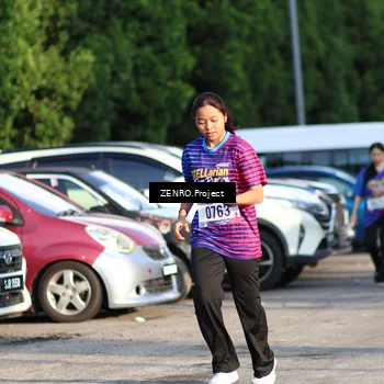 Runner Photo 8015075