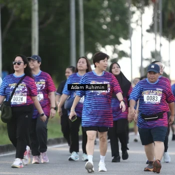 Runner Photo 8015082