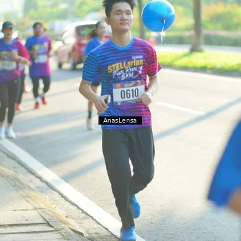 Runner Photo 8015115