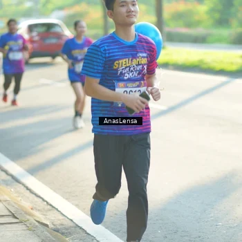 Runner Photo 8015129