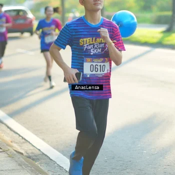 Runner Photo 8015135
