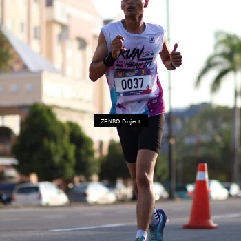 Runner Photo 8015160