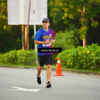 Runner Photo 8015171