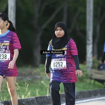 Runner Photo 8015174