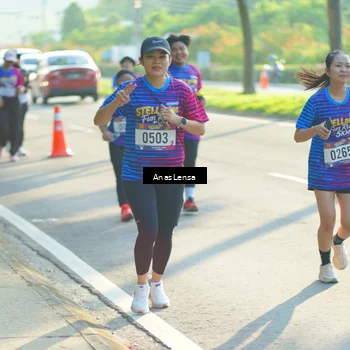 Runner Photo 8015175