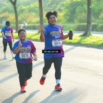 Runner Photo 8015201