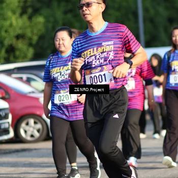 Runner Photo 8015231