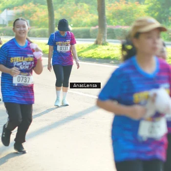 Runner Photo 8015246
