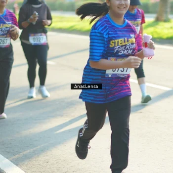 Runner Photo 8015249