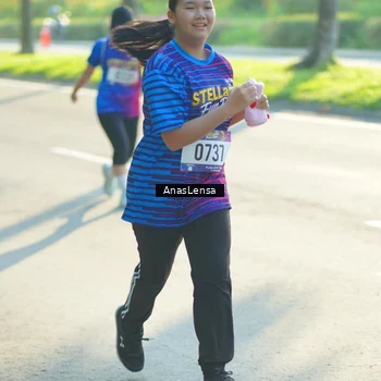 Runner Photo 8015256
