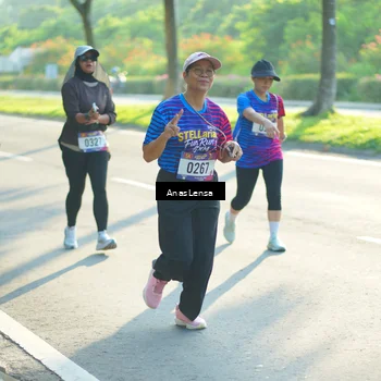 Runner Photo 8015282