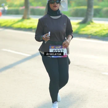 Runner Photo 8015293