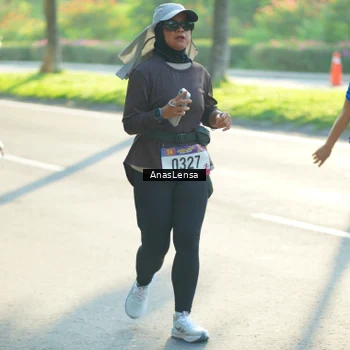 Runner Photo 8015301