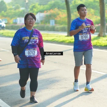 Runner Photo 8015328